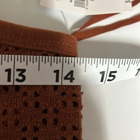 NWT Gap Burnt Orange Crochet Halter Top -Size X-Small - Picture 8 of 9